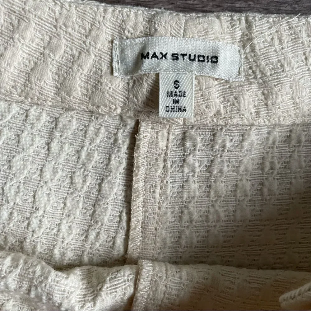 MAX STUDIO Vintage Light Yellow Textured Tailored Dress Shorts
